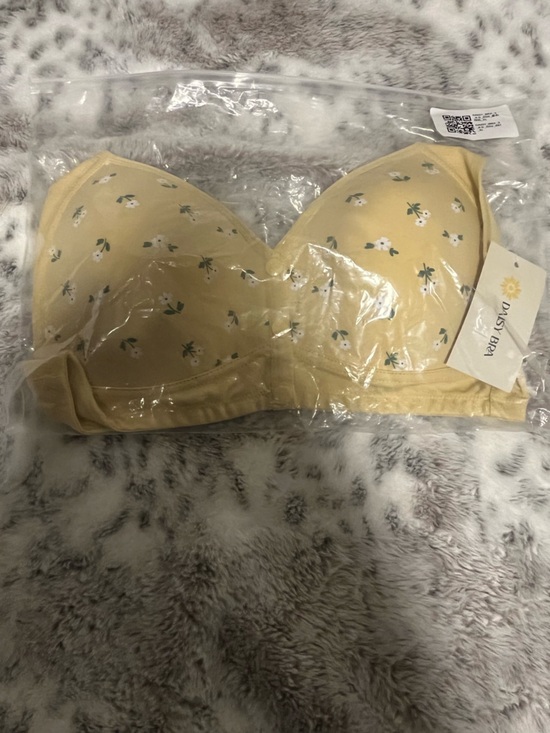 Daisy Bra Other - NWT Daisy Bra-Ultimate Lift-Yellow Floral Front Closure Bra - Yellow-XL